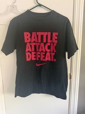 Nike Battle, Attack, Defeat mens T-shirt (218)